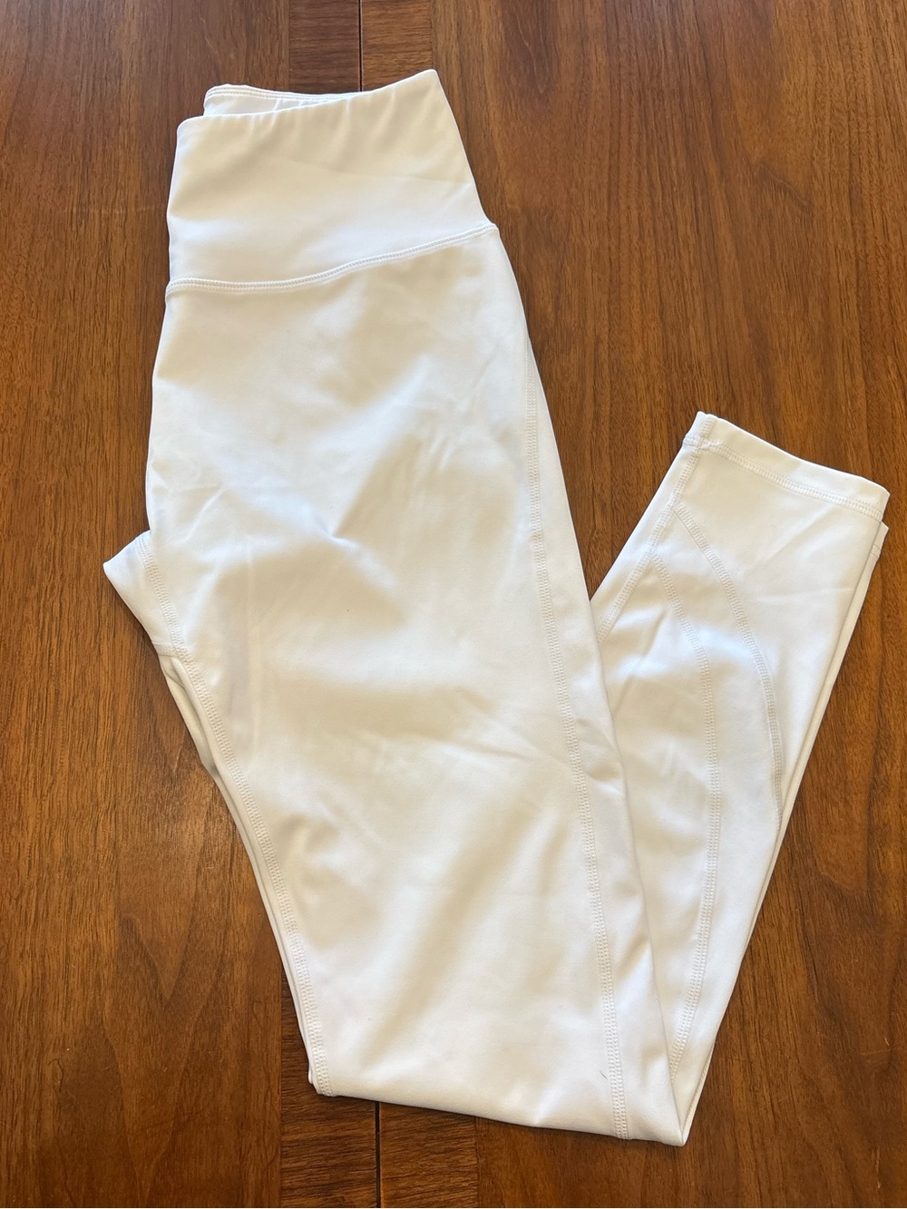 Women’s alphalete white leggings
